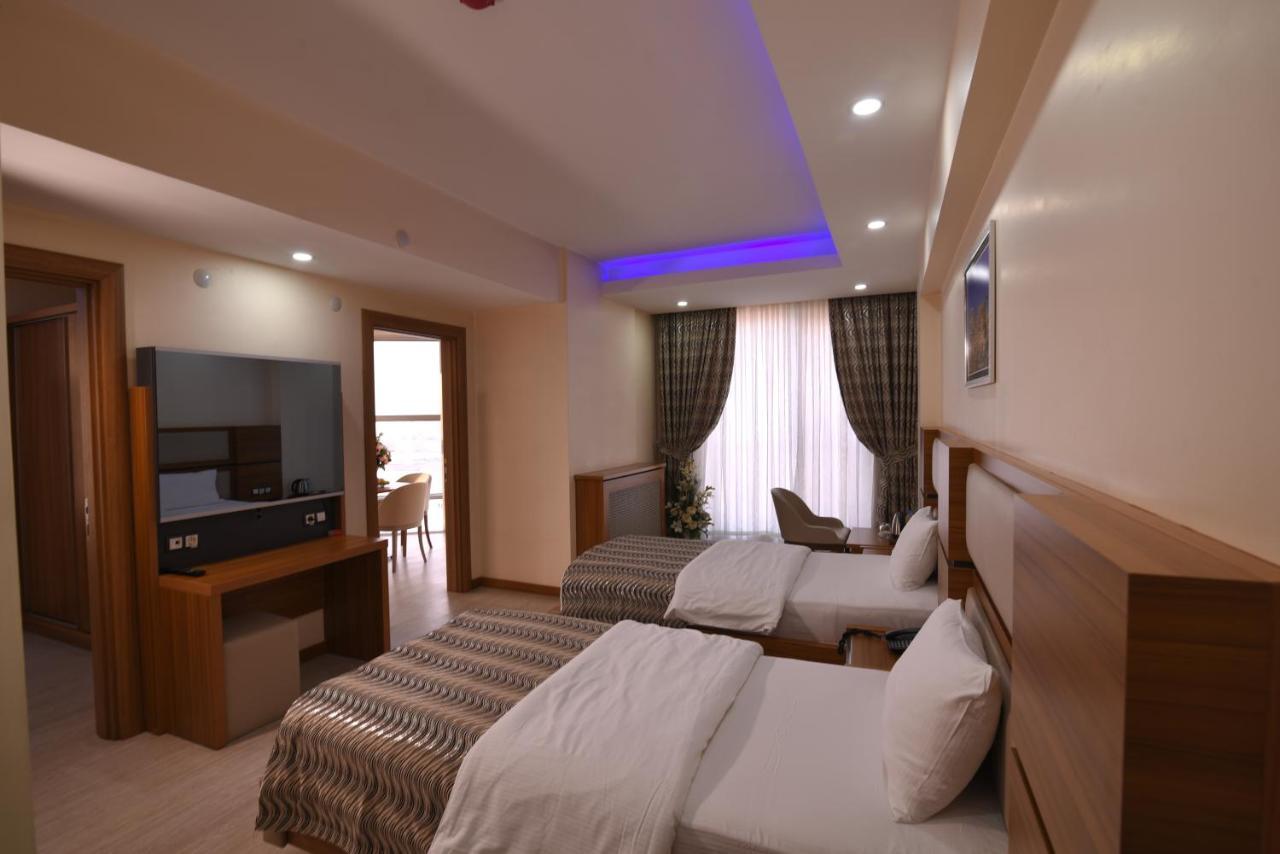 Mus Grand Hotel Bagian luar foto